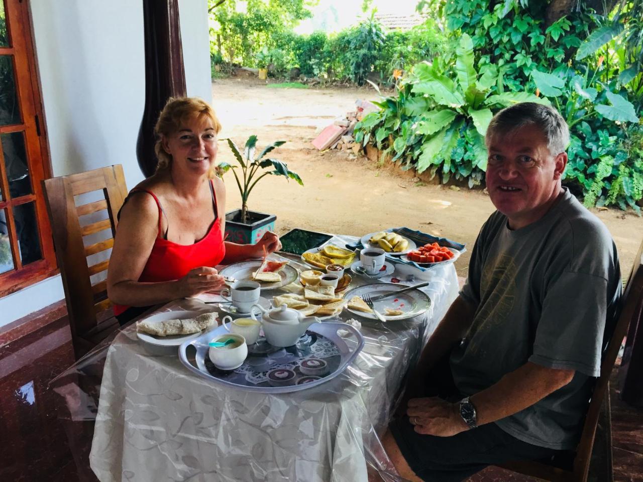 Malee Homestay Polonnaruwa Dış mekan fotoğraf